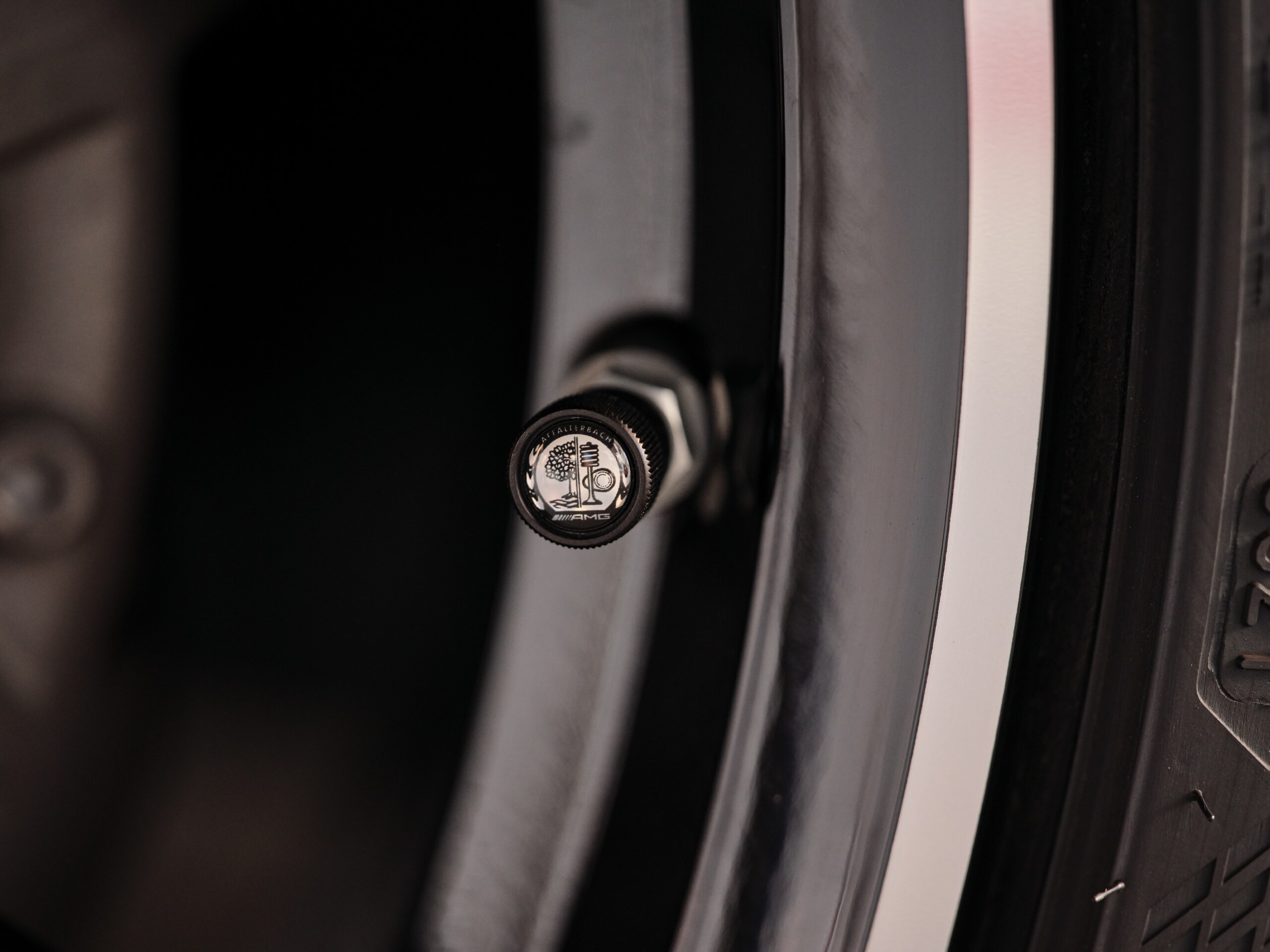 Mercedes-Benz -  AMG Ventilzierkappen, mit Affalterbach Wappen