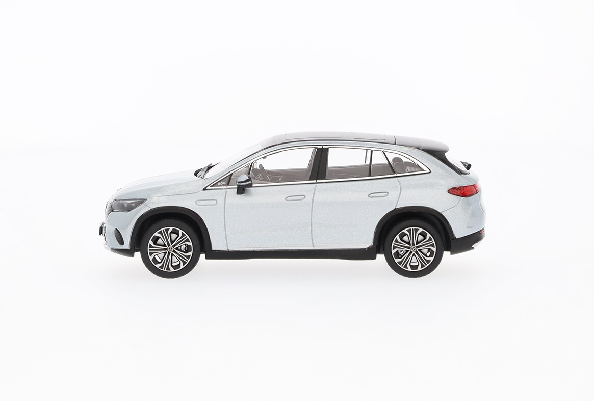 EQE SUV, Electric Art Line, X294