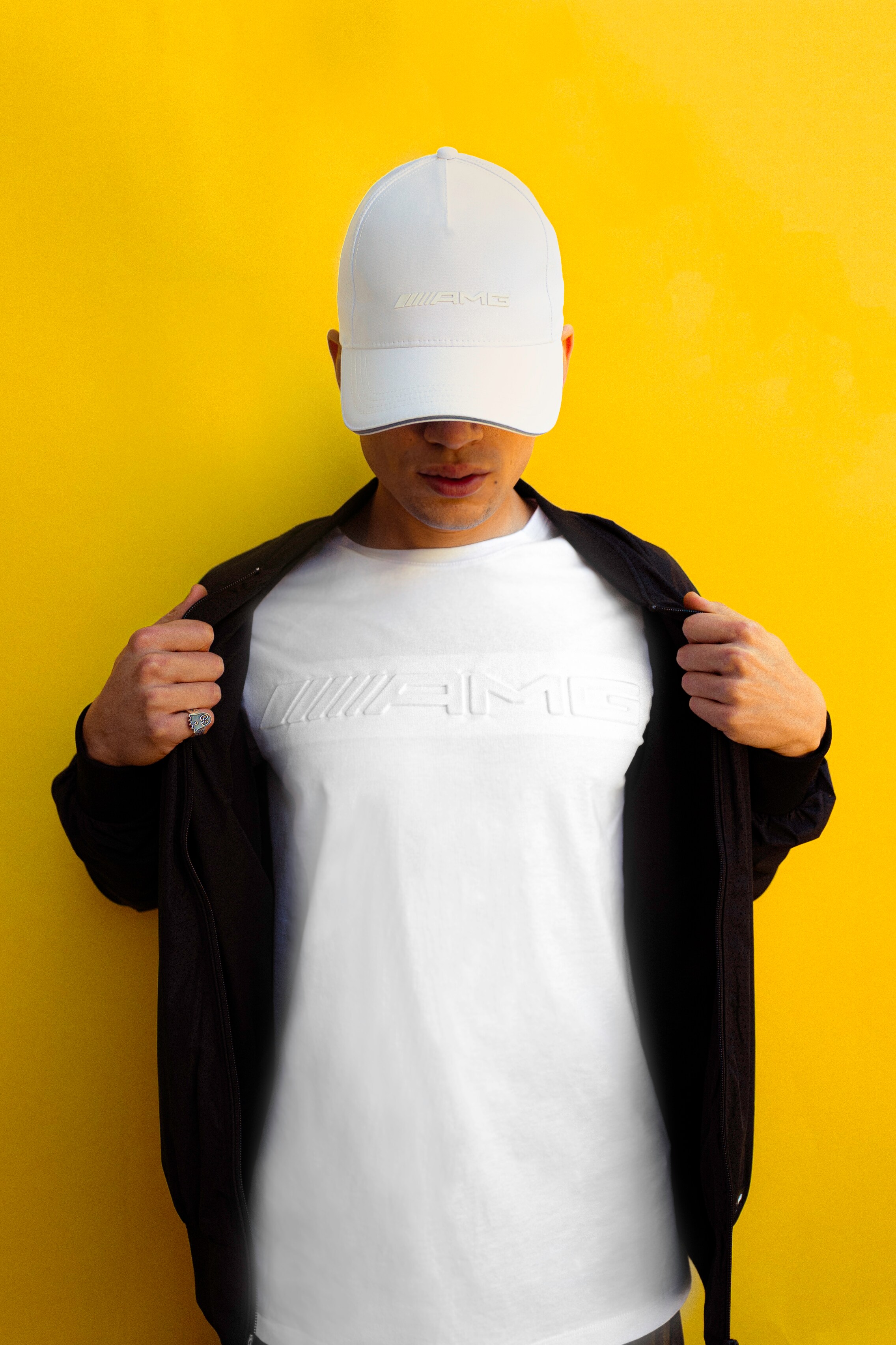 Mercedes-Benz - High resolution High resolution