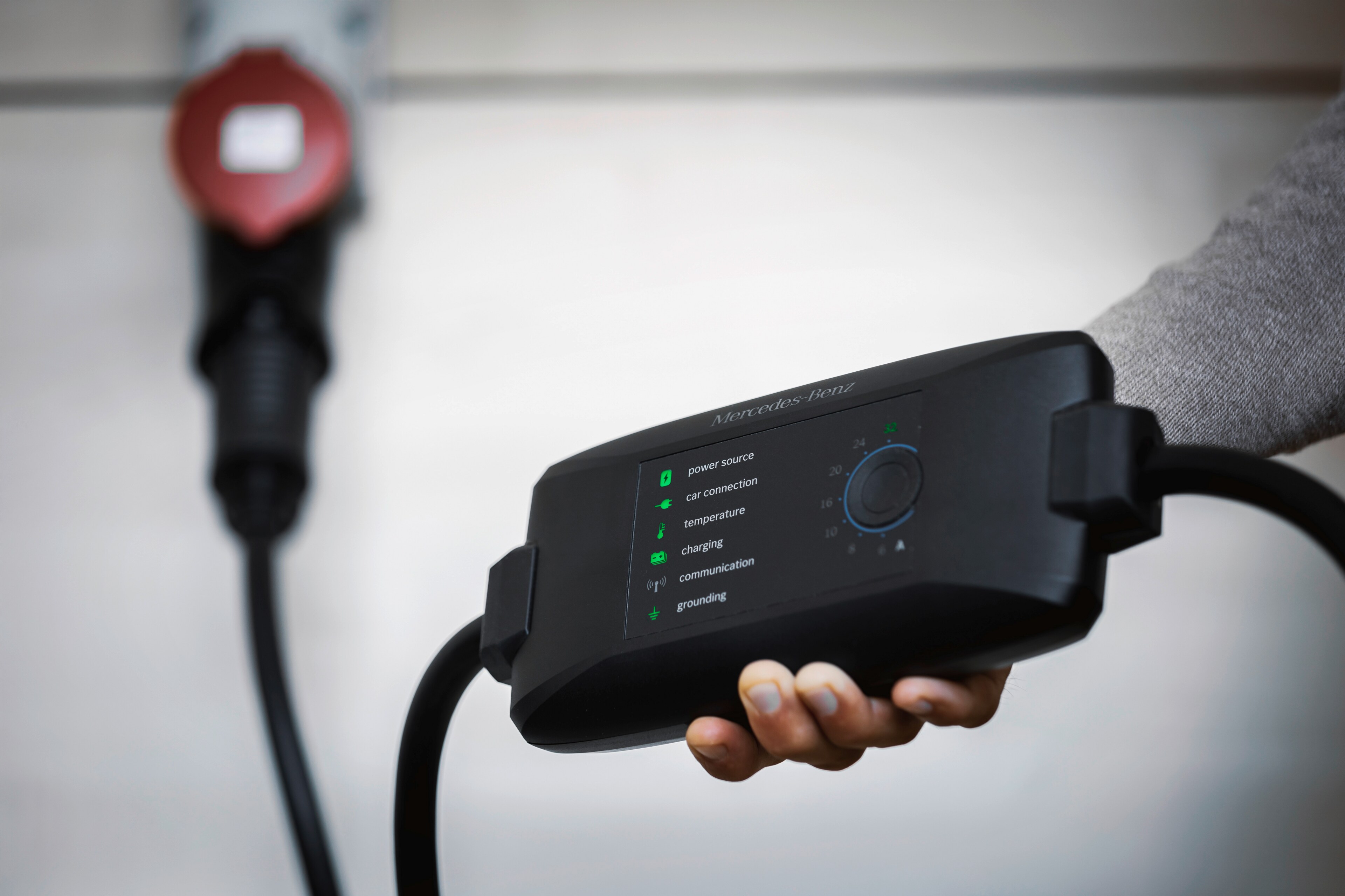 Mercedes-Benz - Flexible charging system Pro Flexible charging system Pro