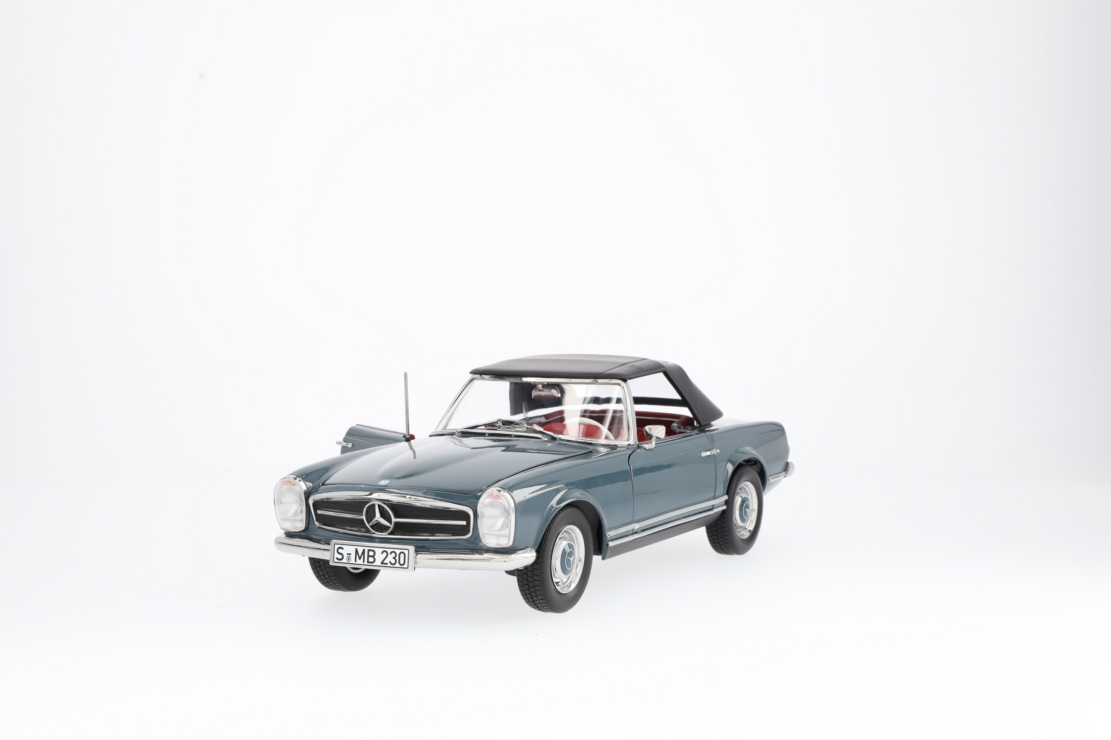 Mercedes-Benz -  230 SL Pagode W 113 (1963-1967) blaugrau, 1:18