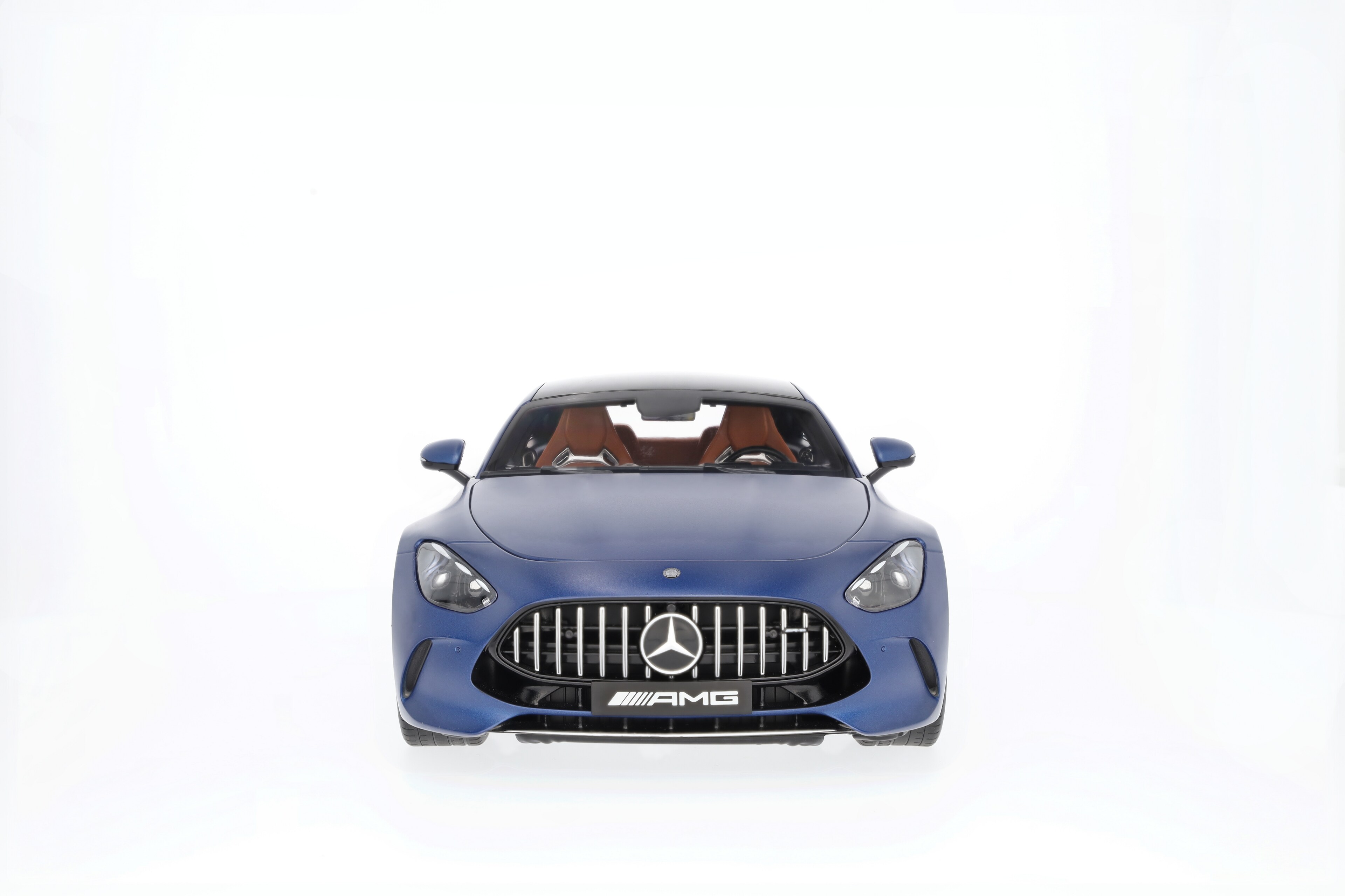Mercedes-Benz - Mercedes-AMG GT 63 4MATIC+ MANUFAKTUR spektralblau magno, 1:12