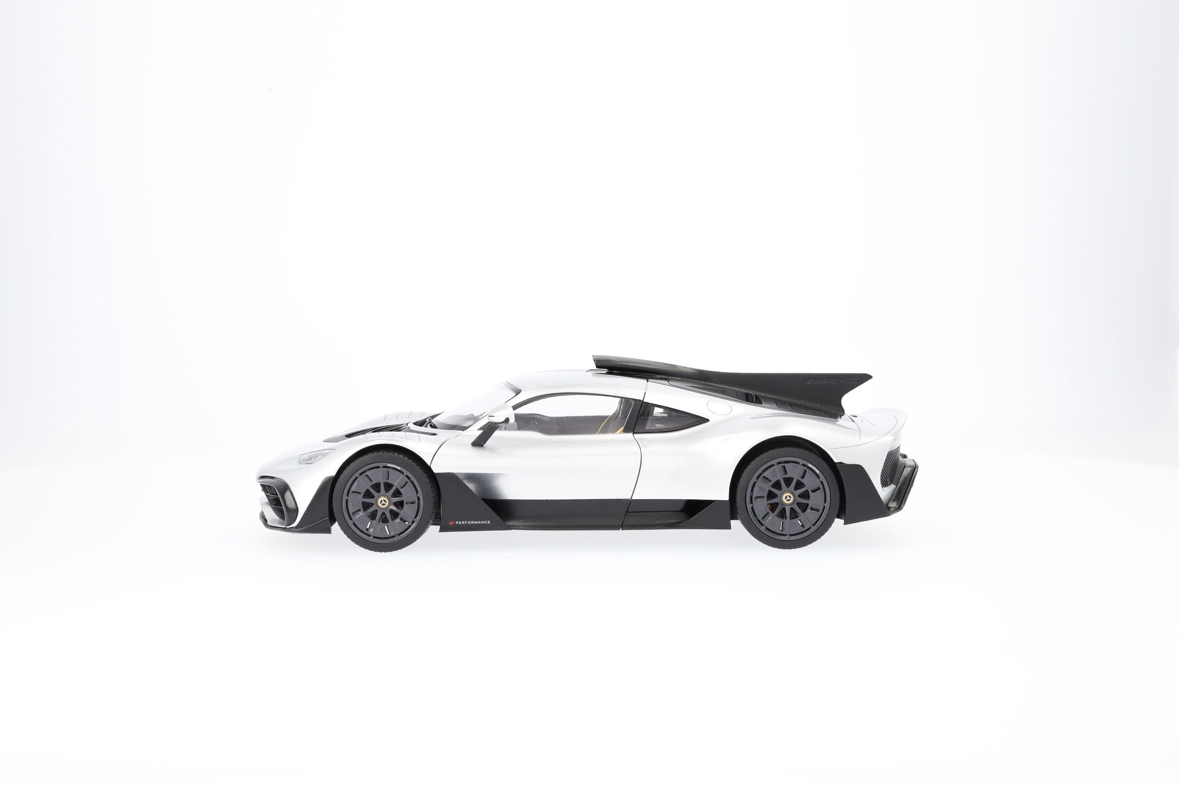 Mercedes-AMG ONE, C298 hightechsilber, NZG, 1:18