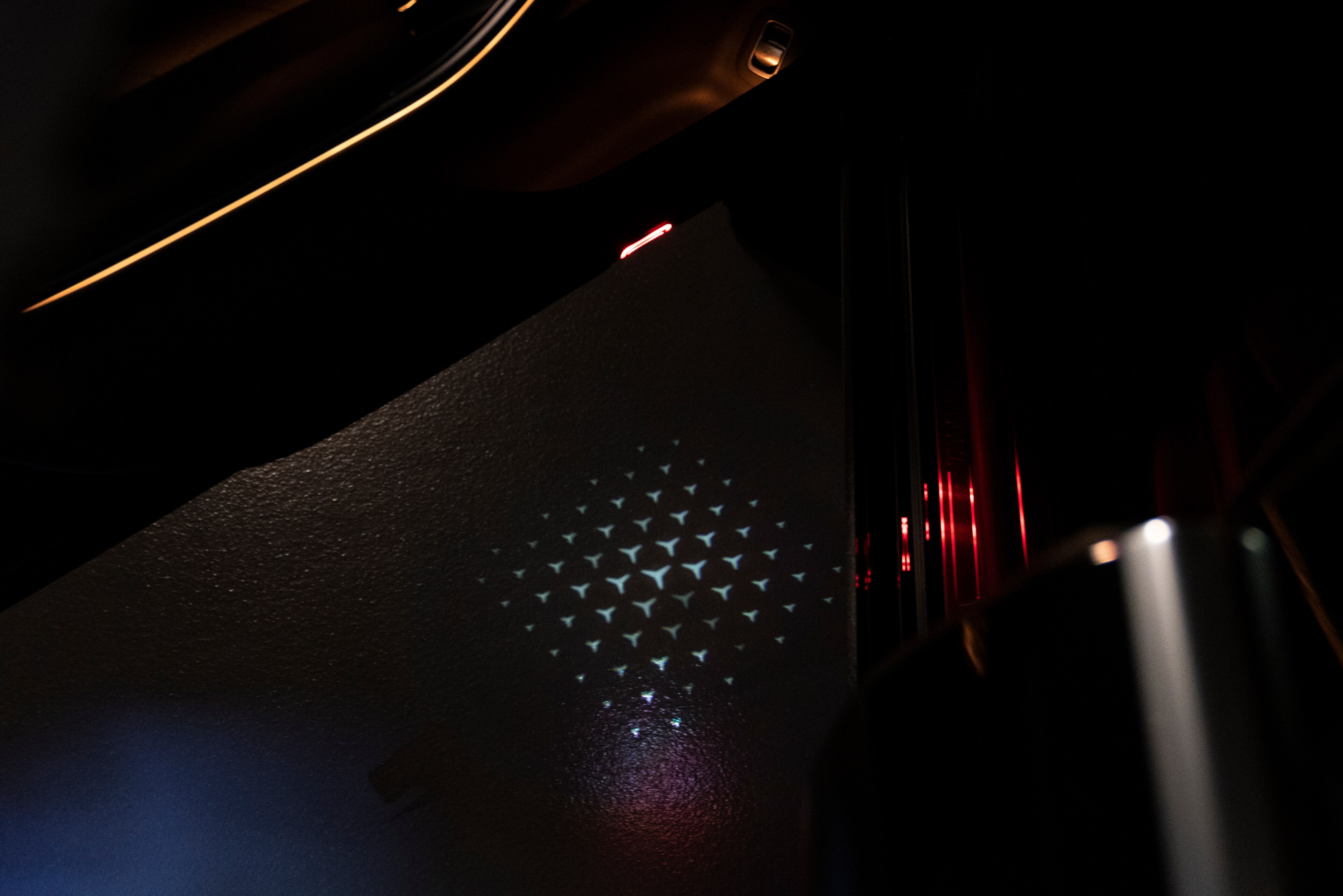 LCD projector