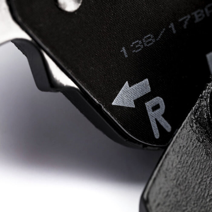 Mercedes-Benz - TEILESATZ BREMSBELAG Teilenummer A0074207520 A0074207520