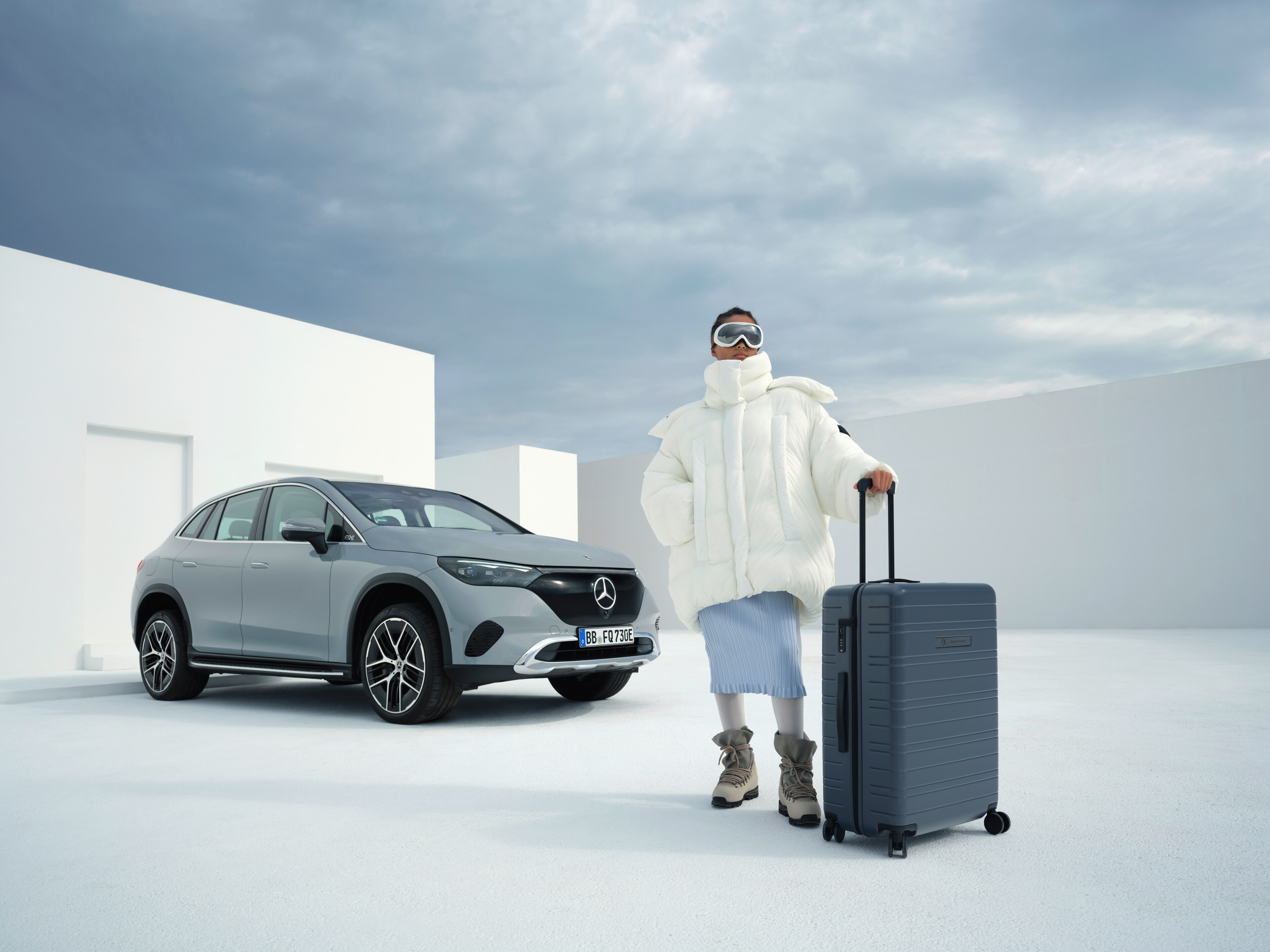 Koffer, H7 dunkelblau, Polycarbonat, HORIZN STUDIOS