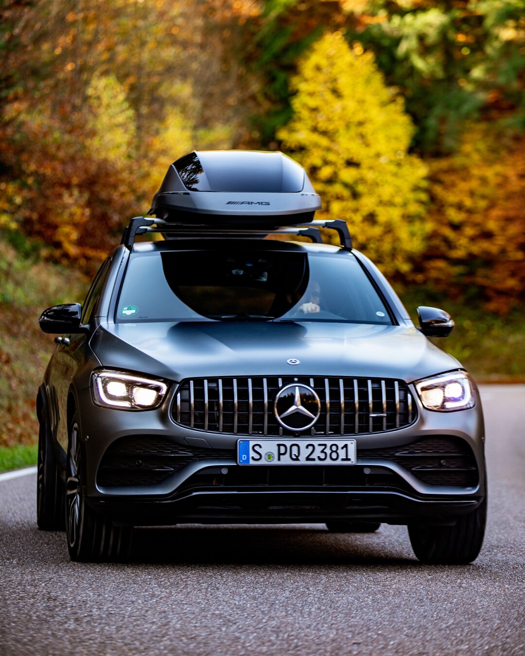 Mercedes-Benz - AMG_Roofbox_social_picture_4:5 AMG_Roofbox_social_picture_4:5